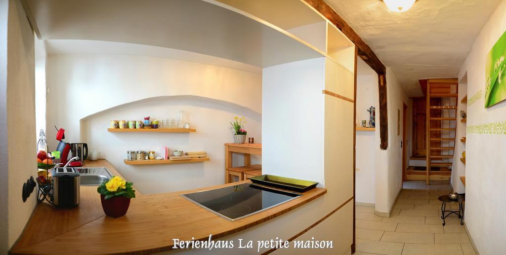 Lehmgefuehl, Design Vier, La Petite Maison Treviri Esterno foto
