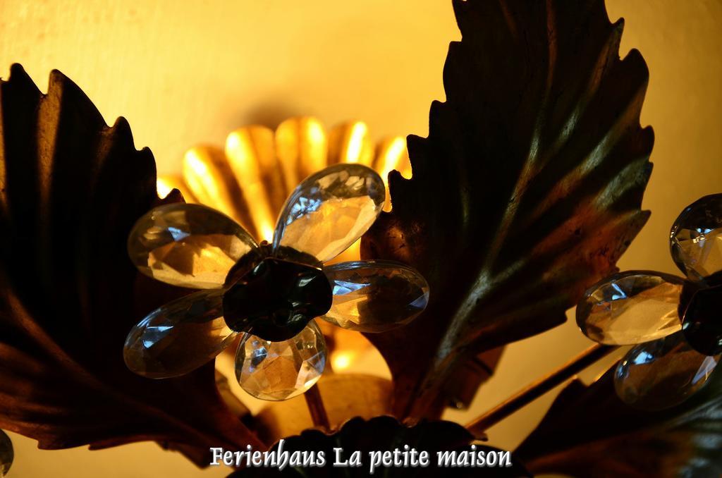 Lehmgefuehl, Design Vier, La Petite Maison Treviri Esterno foto